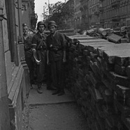 Marszałkowska 66 róg Wilczej 34.jpg